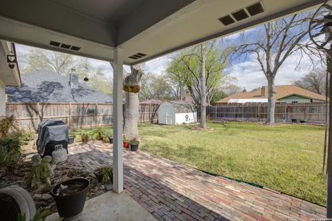 $374,900 | 1937 Squire Court, New Braunfels, TX 78130