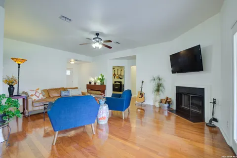 $374,900 | 1937 Squire Court, New Braunfels, TX 78130