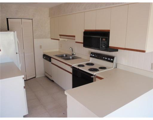 731 Timber Ridge Trail Southwest, Unit B Vero Beach, FL 32962 - Photo 6 of 9 Additional Photo