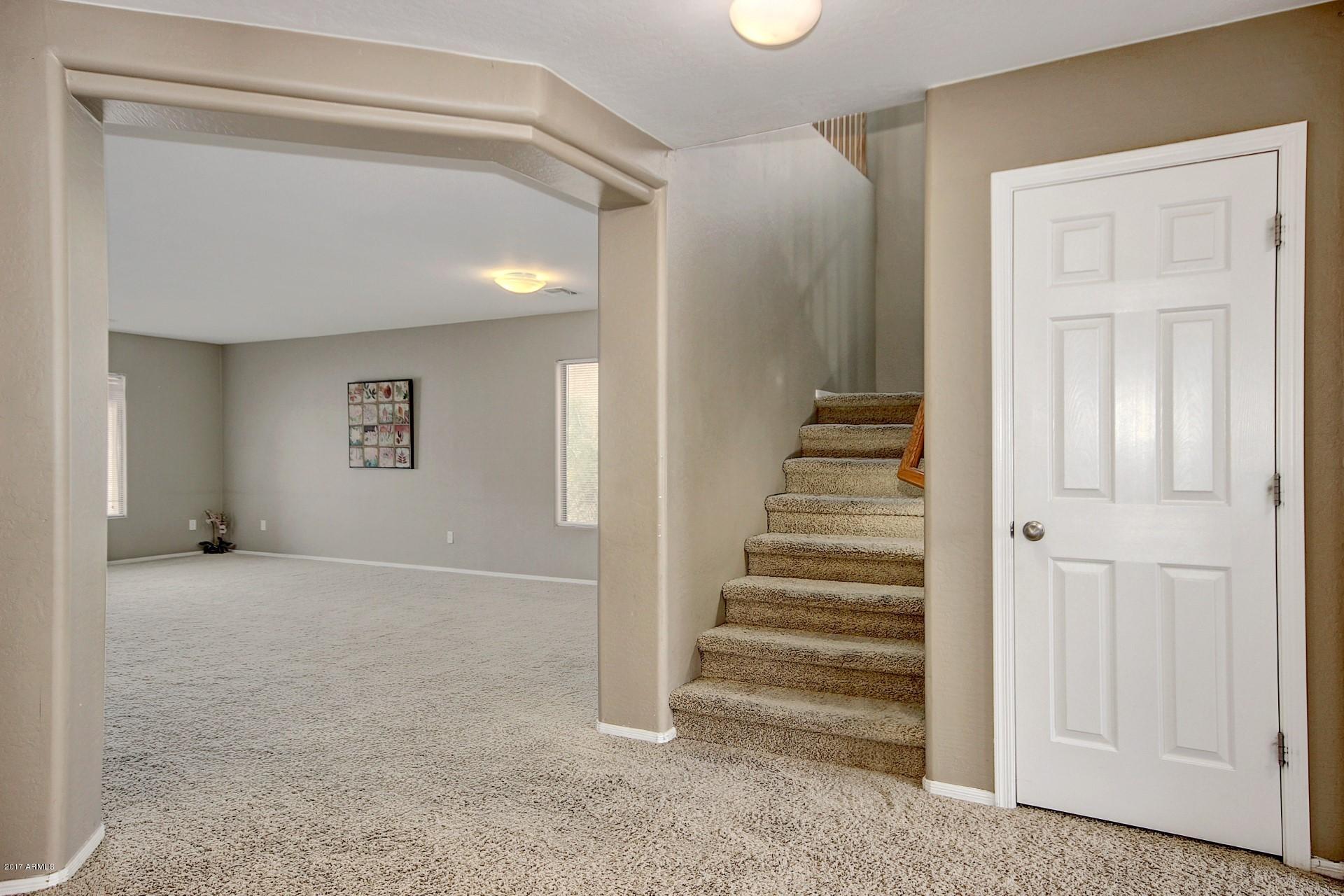 43604 West Cowpath Road Maricopa, AZ 85138 - Photo 17 of 34 Hallway