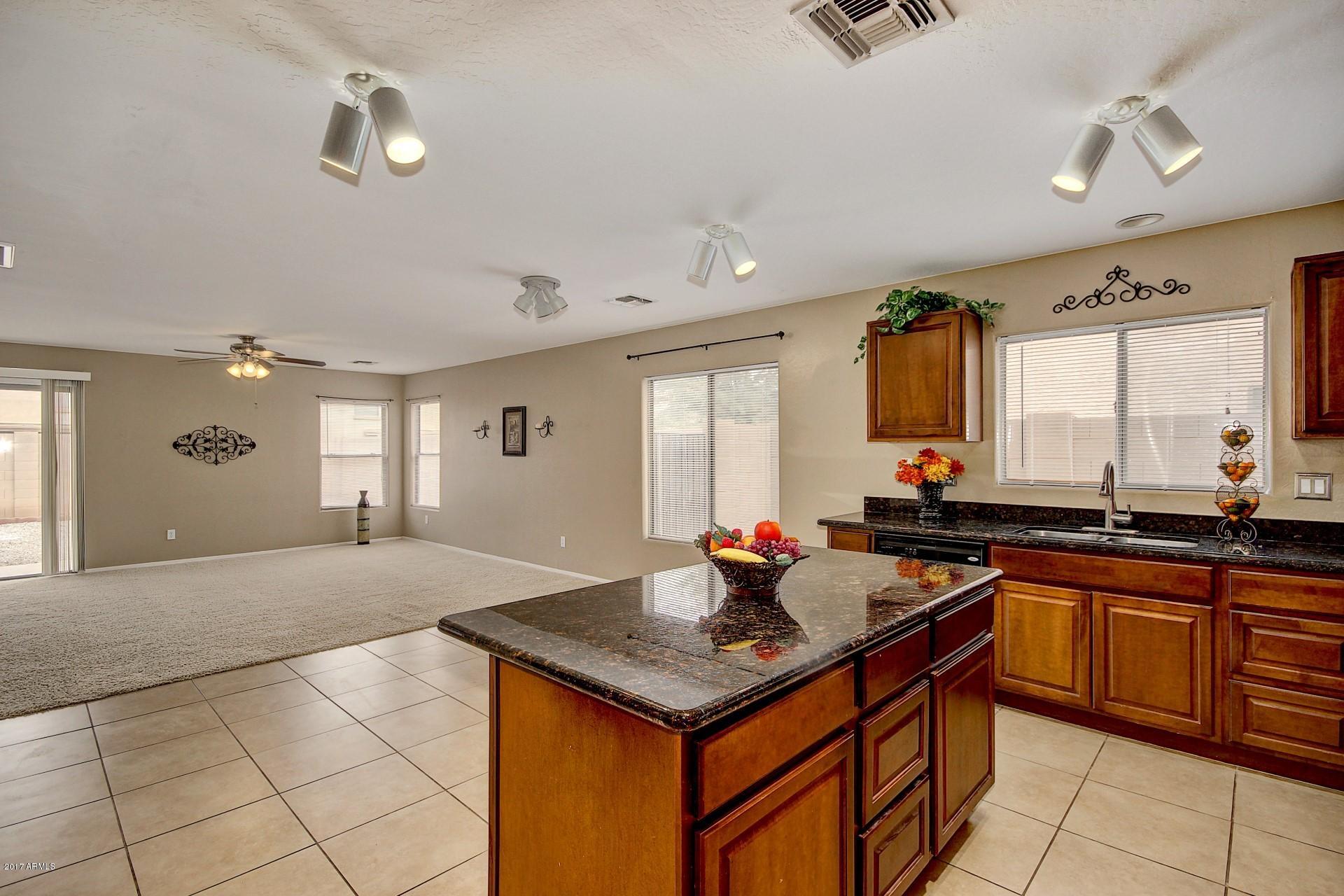 43604 West Cowpath Road Maricopa, AZ 85138 - Photo 10 of 34 Kitchen