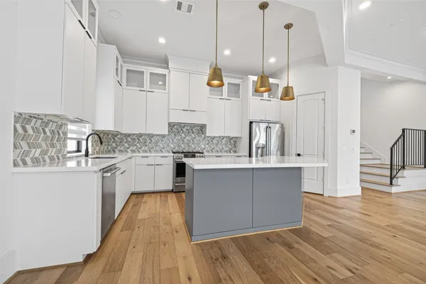 $4,200 | 1735 Moritz Drive, Houston, TX 77055