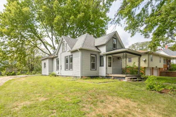 $224,000 | 608 North Locust Street, Glenwood, IA 51534