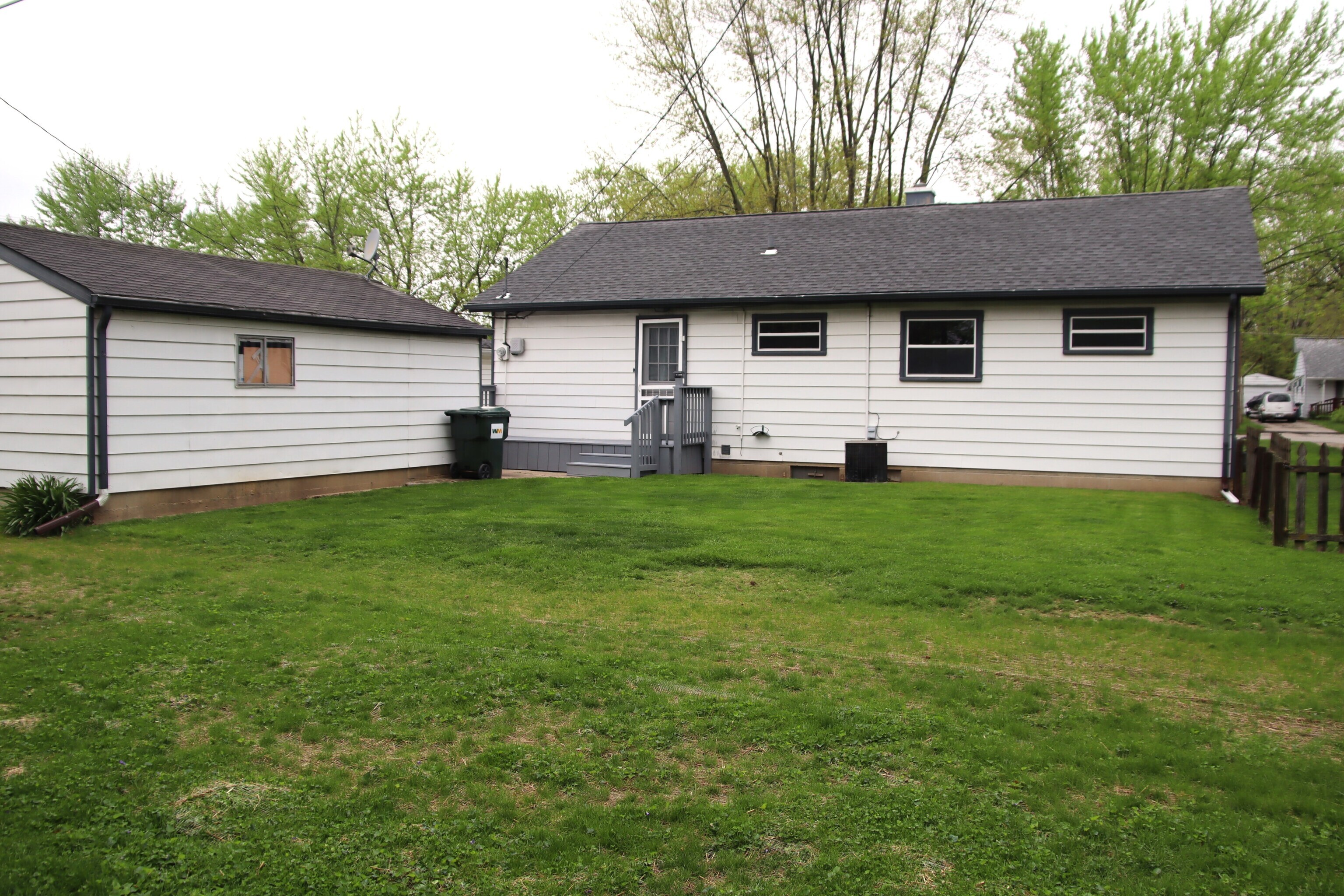 113 Plaza Drive Greenfield, IN 46140 - Photo 8 of 8