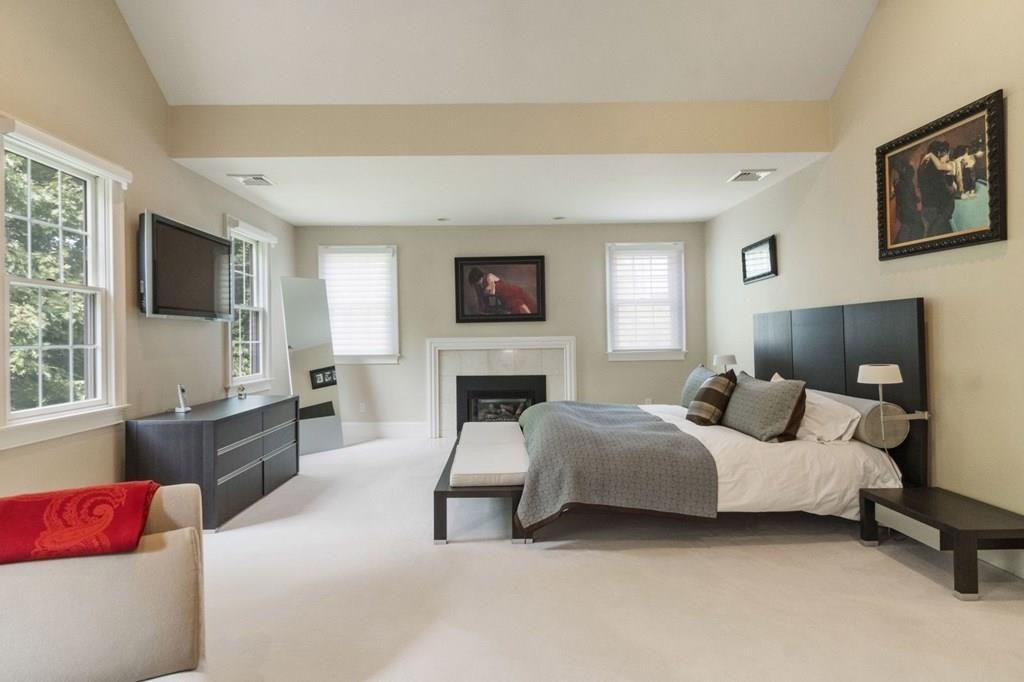 52 Wareland Road Wellesley, MA 02481 - Photo 17 of 26