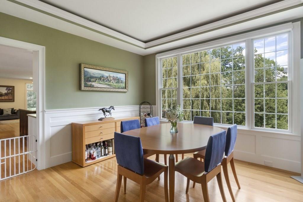 52 Wareland Road Wellesley, MA 02481 - Photo 9 of 26