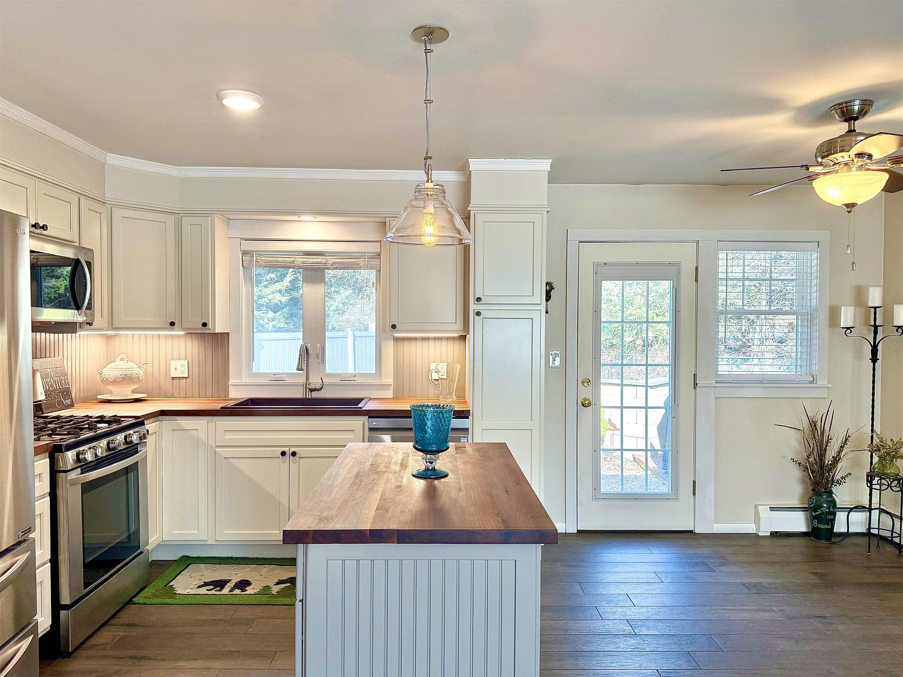 30 Meadow Drive Springfield, VT 05156 - Photo 3 of 30