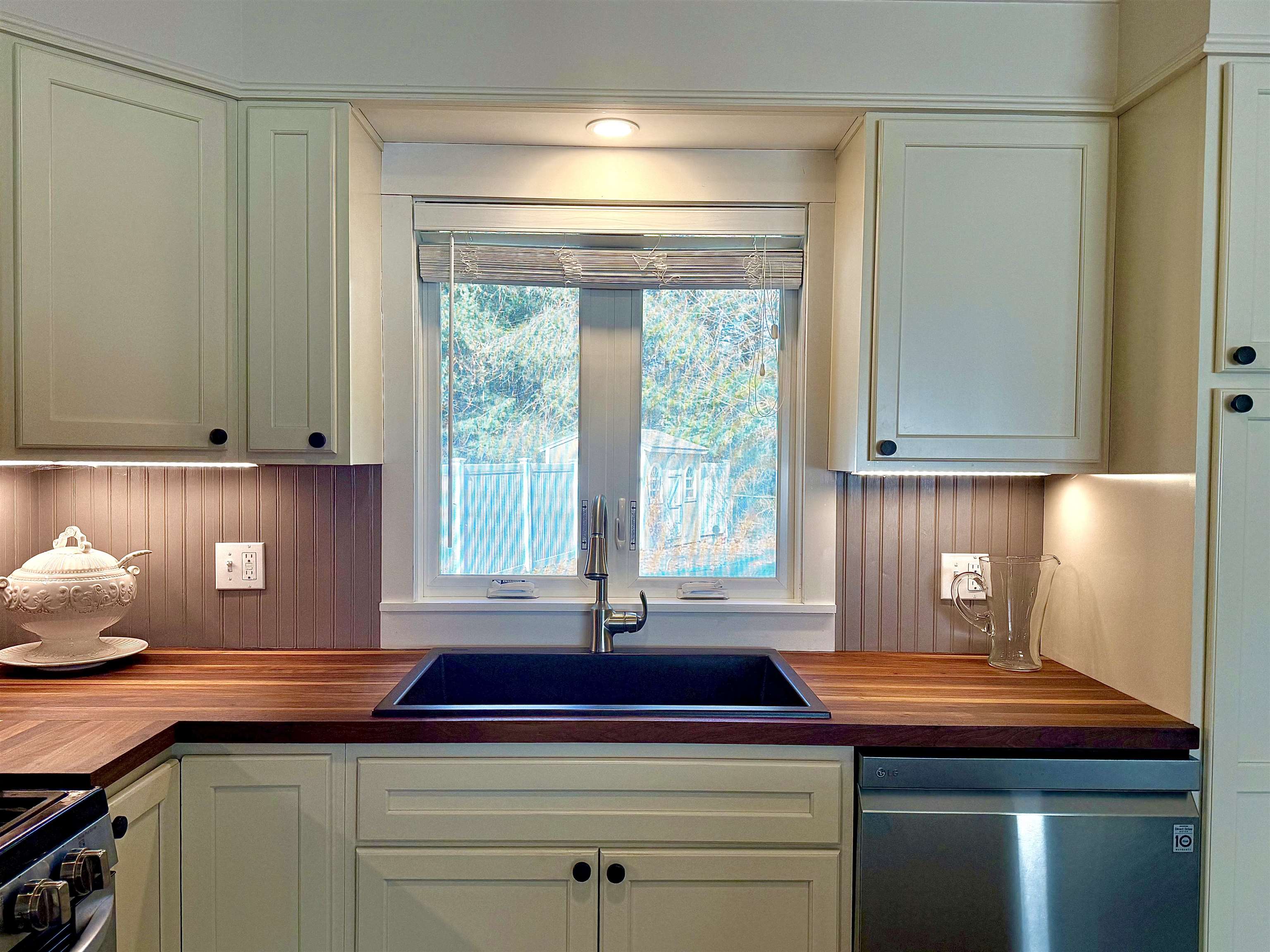 30 Meadow Drive Springfield, VT 05156 - Photo 5 of 30