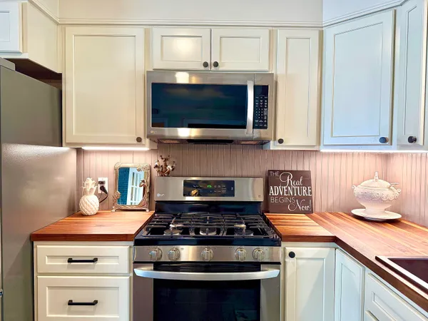 $310,000 | 30 Meadow Drive, Springfield, VT 05156