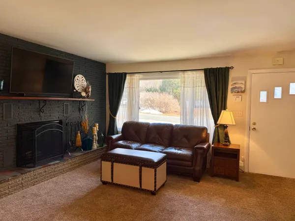 $310,000 | 30 Meadow Drive, Springfield, VT 05156