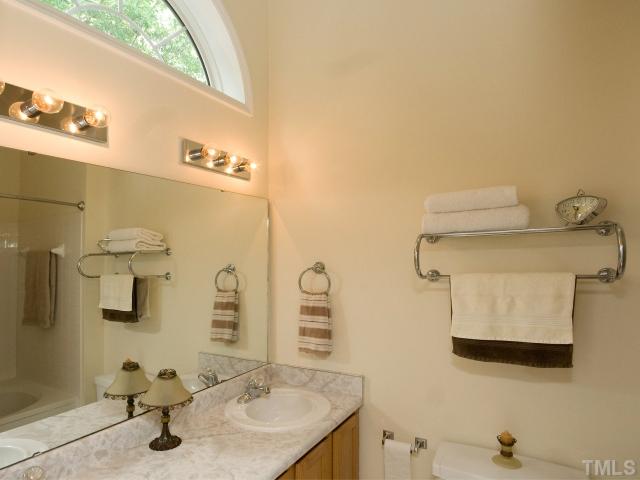 5717 Panhill Way Raleigh, NC 27604 - Photo 11 of 18 Gallery Image 11
