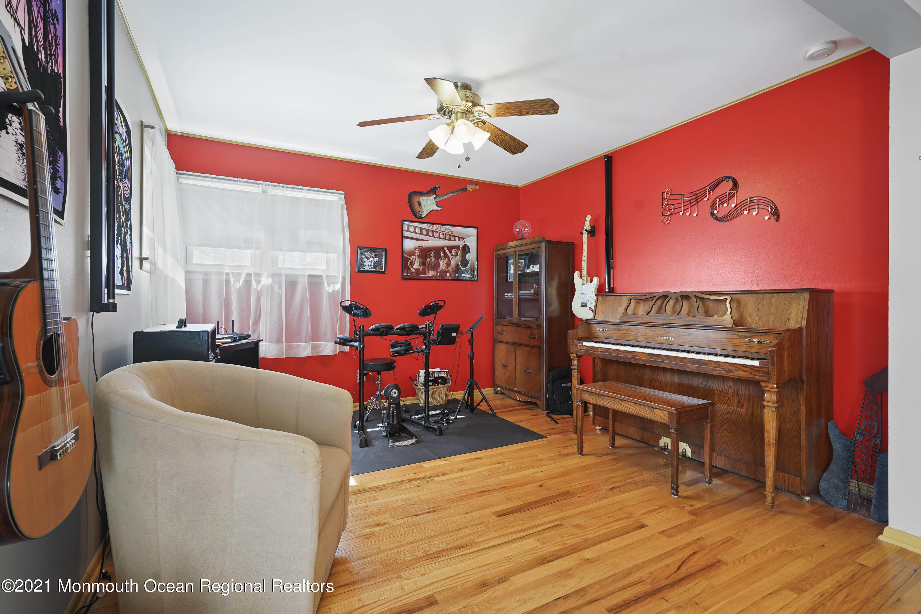 205 Milford Road Neptune Township, NJ 07753 - Photo 11 of 41 DSC04766