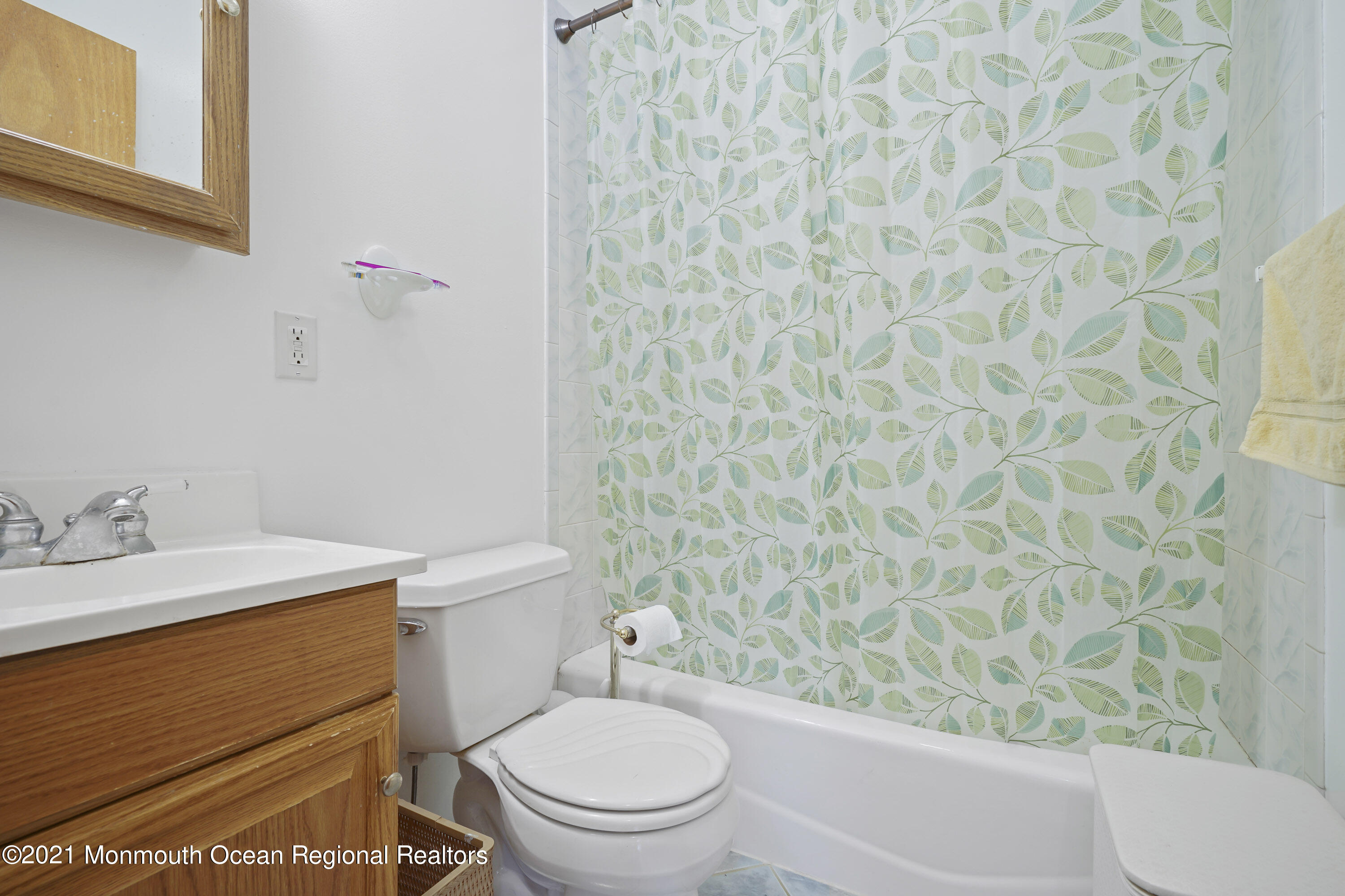 205 Milford Road Neptune Township, NJ 07753 - Photo 15 of 41 DSC04776