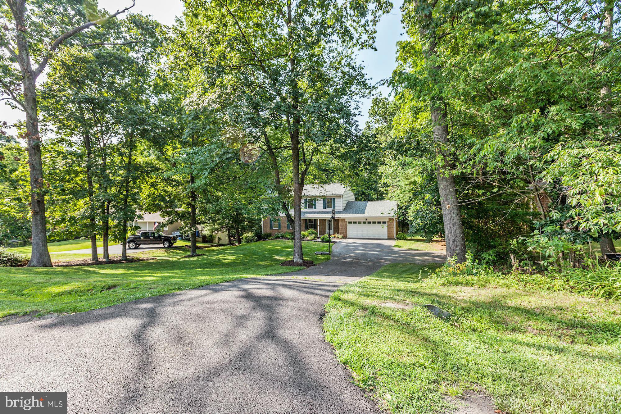 10009 Clearspring Road Damascus, MD 20872 - Photo 2 of 30 Exterior (Front)