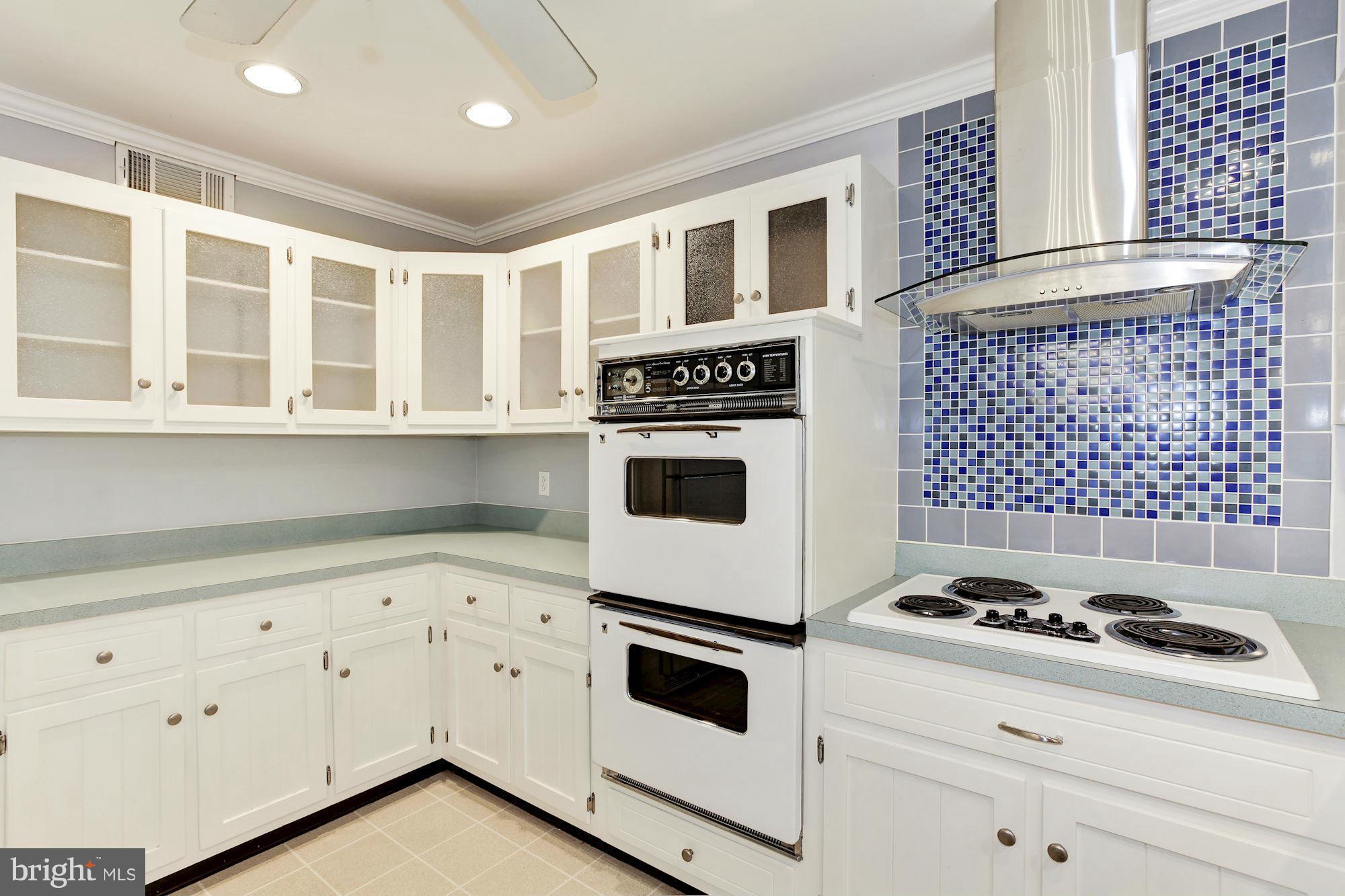10009 Clearspring Road Damascus, MD 20872 - Photo 11 of 30 Kitchen