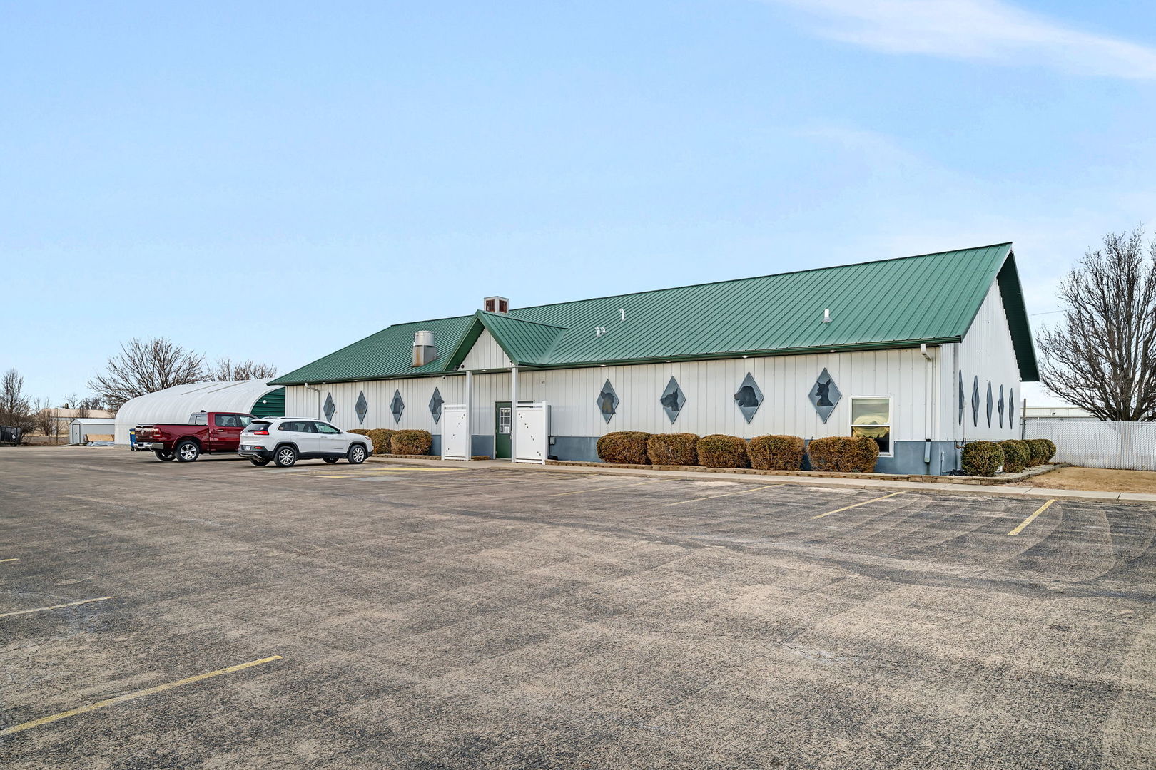 441 North 3059th Road Ottawa, IL 61350 - Photo 2 of 31 a view of a house with a outdoor space and sitting area
