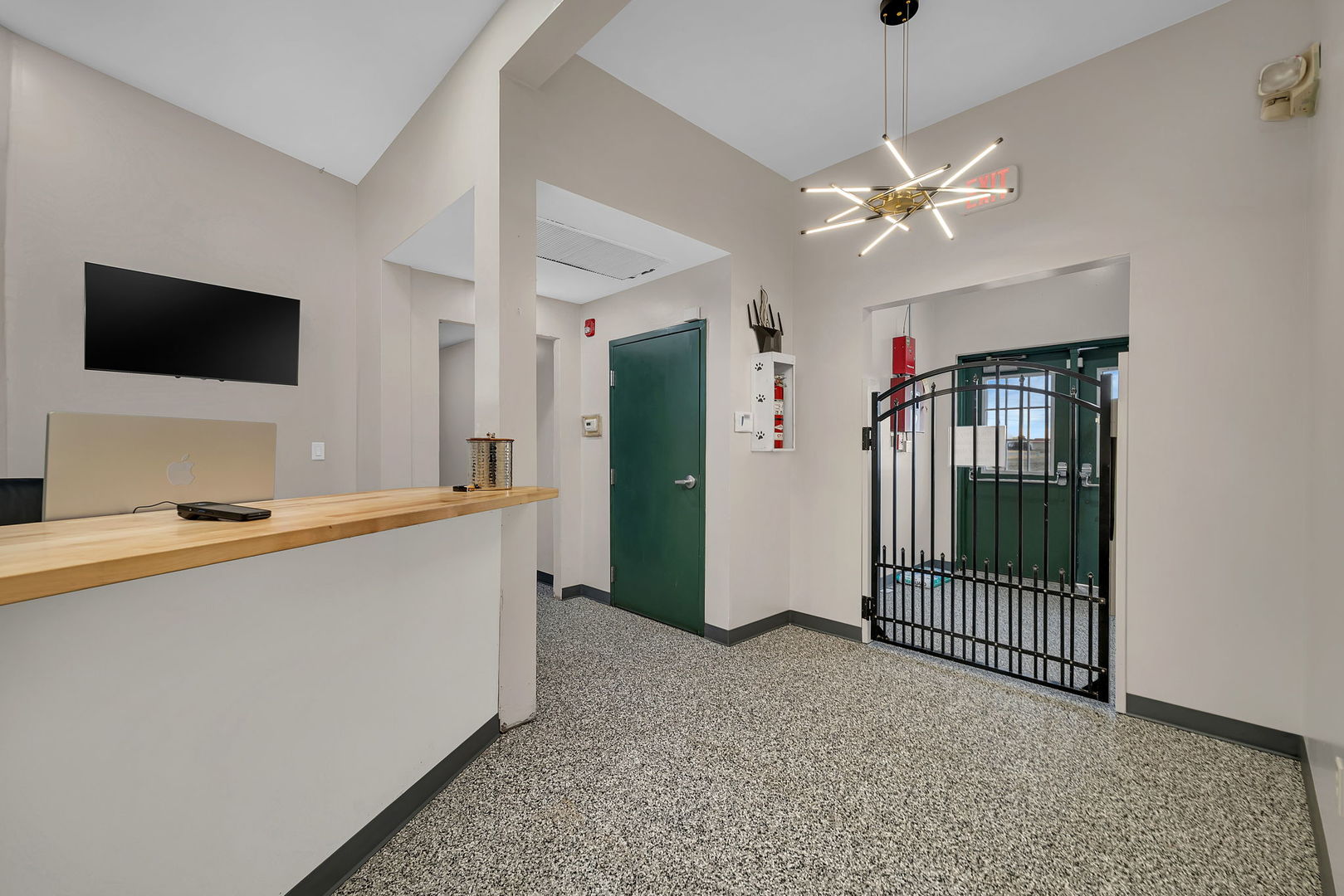 441 North 3059th Road Ottawa, IL 61350 - Photo 5 of 31