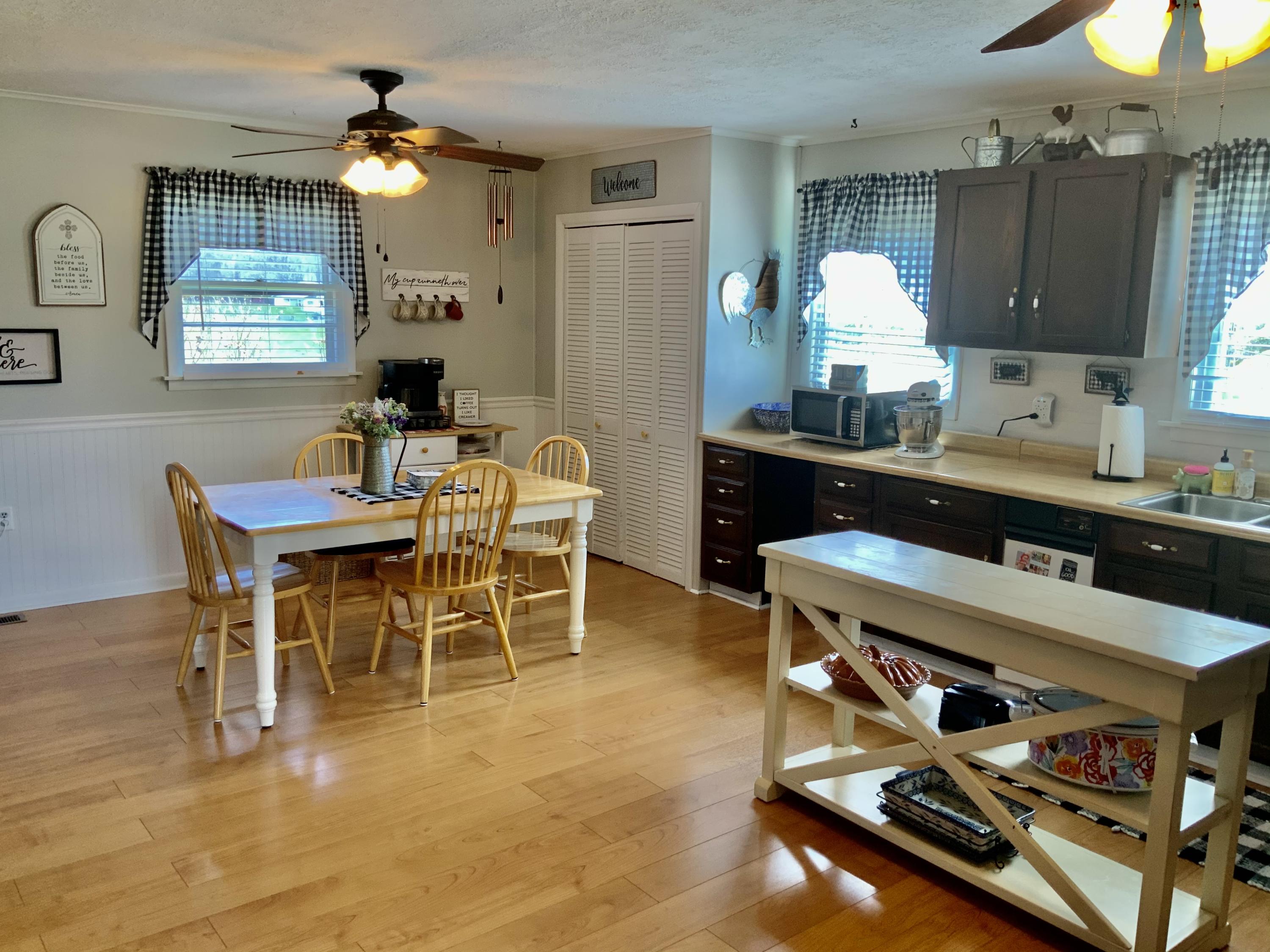 6603 Pole Bridge Road Wise, VA 24293 - Photo 10 of 26 435F0BC5-6932-4F79-8551-7D1A2EC59824