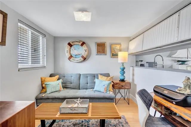 $459,000 | 845 Benjamin Franklin Drive, Unit 302, Sarasota, FL 34236