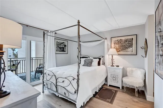 $459,000 | 845 Benjamin Franklin Drive, Unit 302, Sarasota, FL 34236