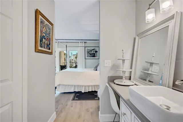 $459,000 | 845 Benjamin Franklin Drive, Unit 302, Sarasota, FL 34236