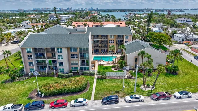 $459,000 | 845 Benjamin Franklin Drive, Unit 302, Sarasota, FL 34236