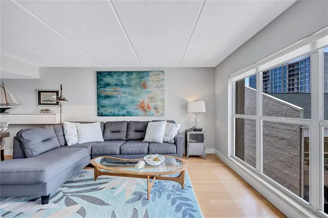 $459,000 | 845 Benjamin Franklin Drive, Unit 302, Sarasota, FL 34236