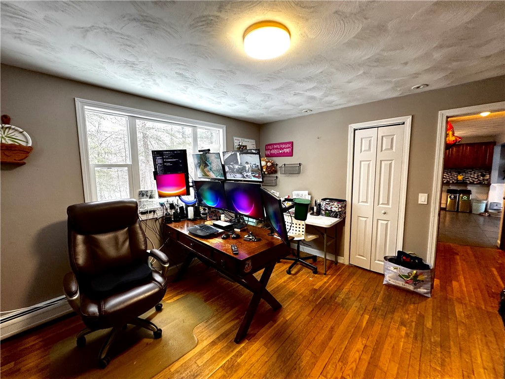 10 Powder Mill Lane Smithfield, RI 02828 - Photo 13 of 35