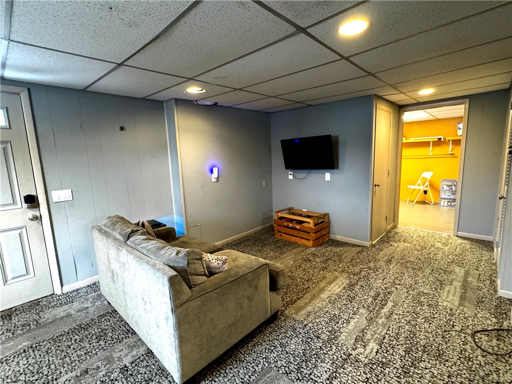 10 Powder Mill Lane Smithfield, RI 02828 - Photo 25 of 35