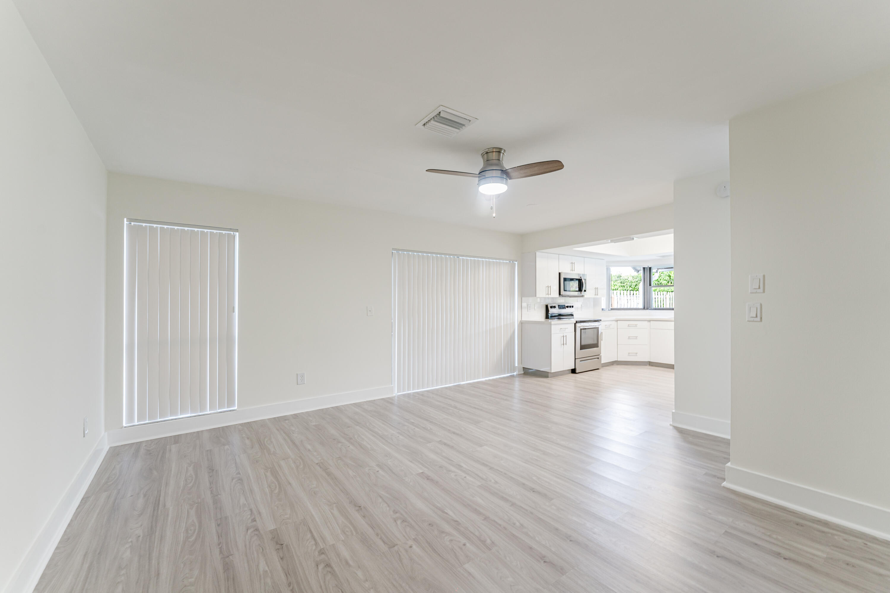 3048 Northwest 27th Terrace Boca Raton, FL 33434 - Photo 24 of 56 HS-05166
