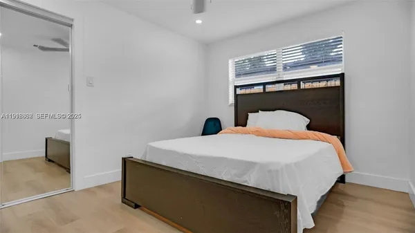 $1,900 | 32 Southwest 9th Street, Unit 3, Hallandale Beach, FL 33009