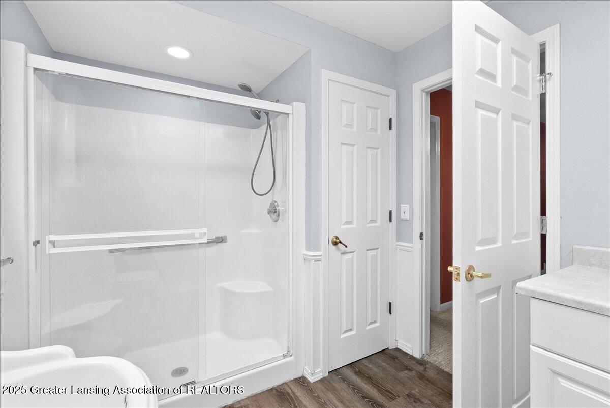 2722 Tecumseh River Road Lansing, MI 48906 - Photo 15 of 22 28-Media Jett - 28