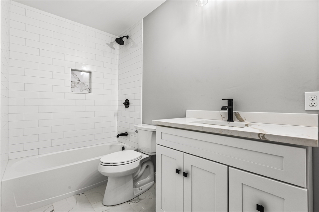 5 Smith Street, Unit R Rockport, MA 01966 - Photo 29 of 37