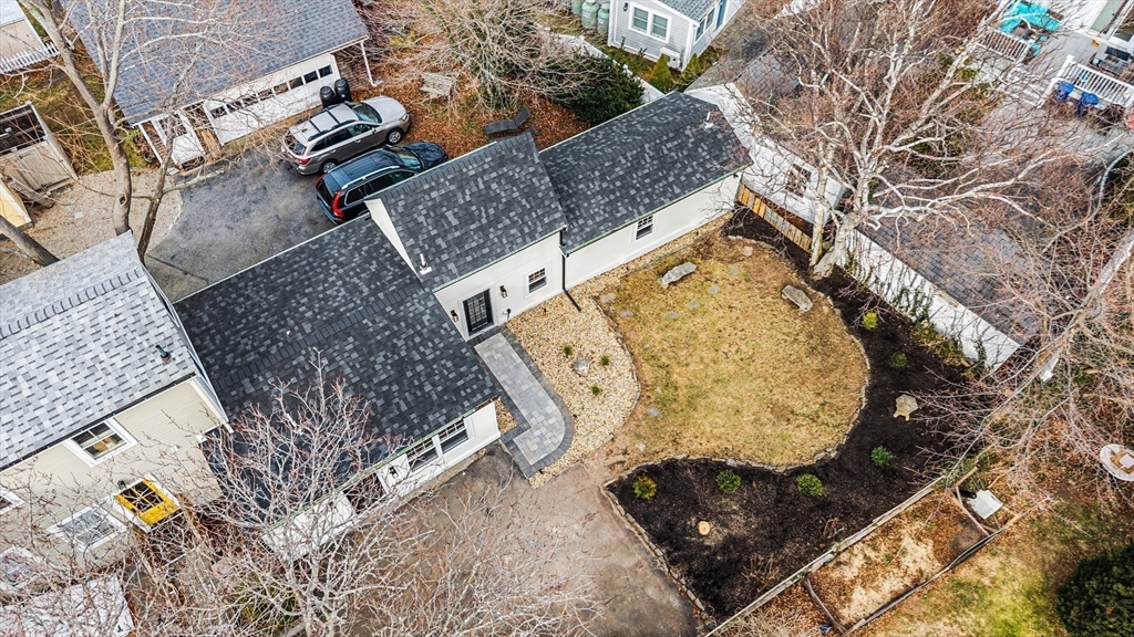 5 Smith Street, Unit R Rockport, MA 01966 - Photo 3 of 37