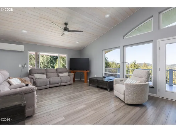 $1,100,000 | 597 Ojalla Road, Siletz, OR 97380