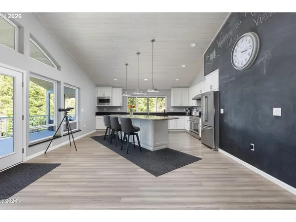 $1,100,000 | 597 Ojalla Road, Siletz, OR 97380