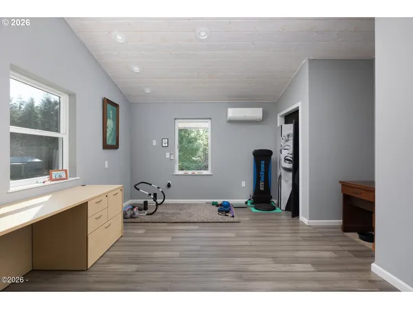 $1,100,000 | 597 Ojalla Road, Siletz, OR 97380