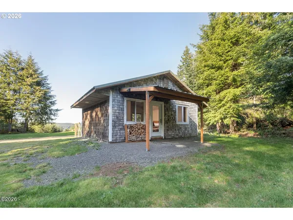 $1,100,000 | 597 Ojalla Road, Siletz, OR 97380