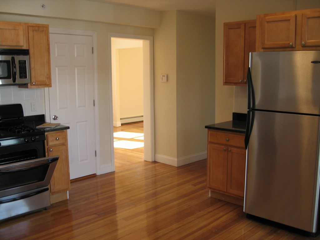 39 Harbor Street, Unit 8 Salem, MA 01970 - Photo 3 of 8