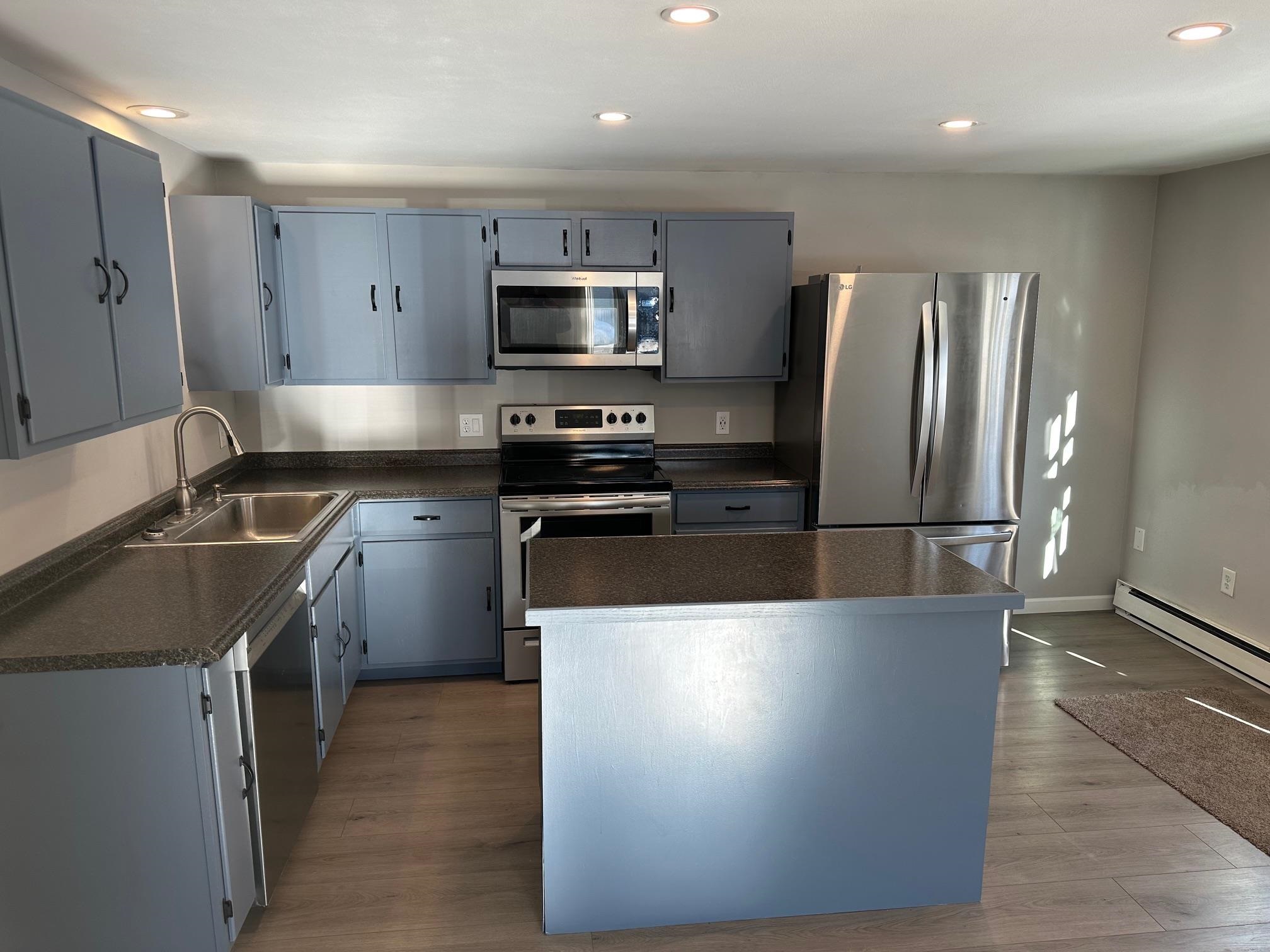 2 Laperle Avenue Exeter, NH 03833 - Photo 5 of 15