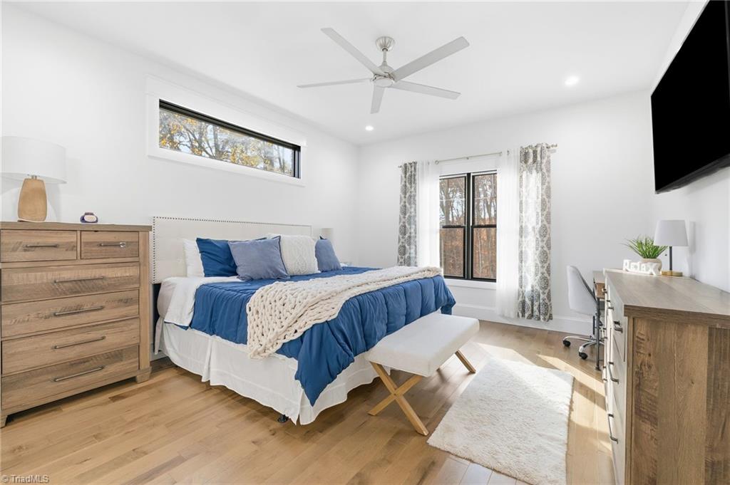 3827 Edgewater Street High Point, NC 27265 - Photo 29 of 46