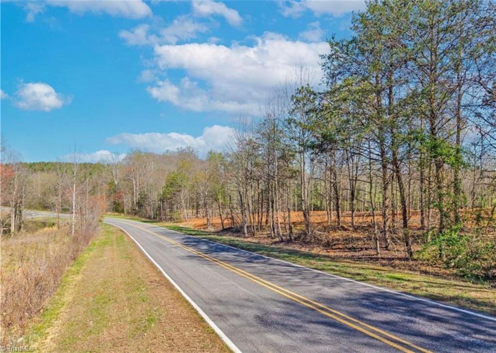 2633 Sprouse Road Boonville, NC 27011 - Photo 6 of 19