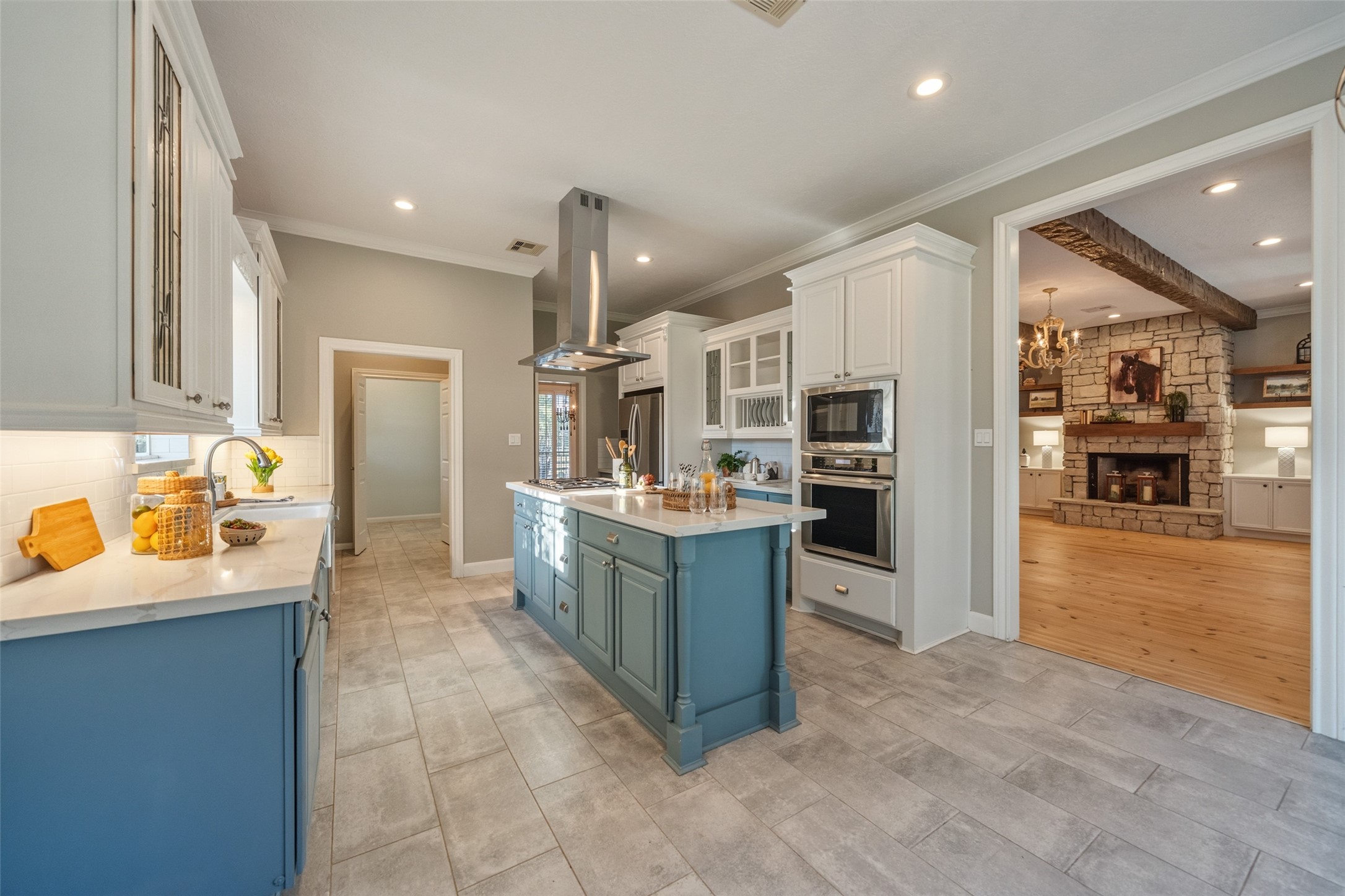 36003 Post Oak Circle Magnolia, TX 77355 - Photo 14 of 50 a large kitchen with stainless steel appliances lots of counter top space