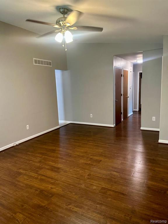 3432 Cone Avenue Rochester, MI 48309 - Photo 2 of 20