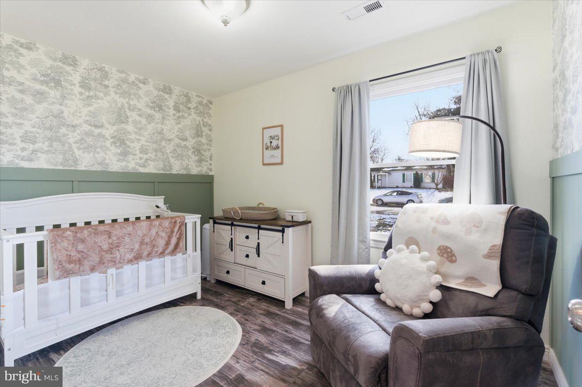 103 North Cypress Road Sterling, VA 20164 - Photo 20 of 31 Spacious Bedrooms