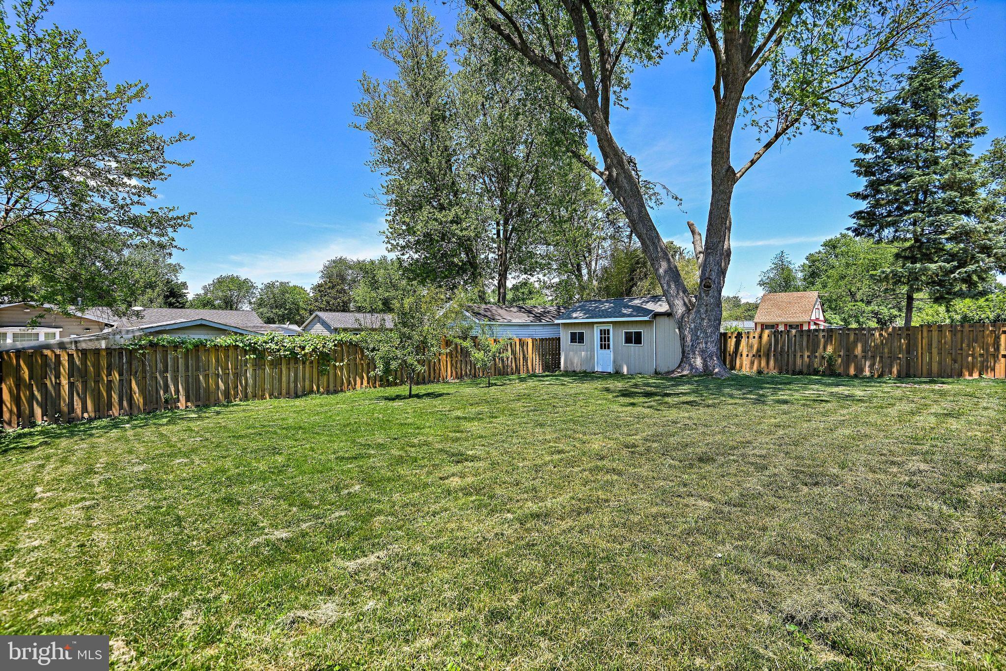 103 North Cypress Road Sterling, VA 20164 - Photo 27 of 31 Huge flat yard with shed