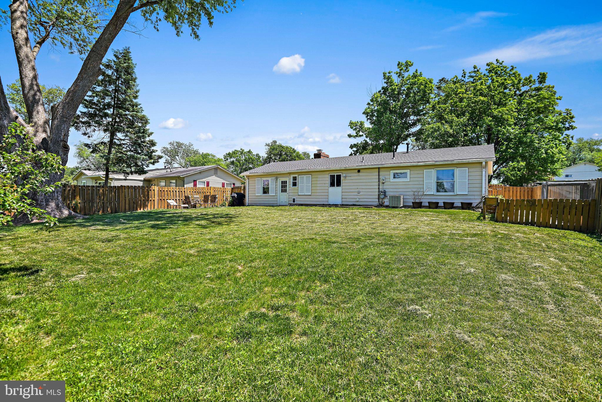103 North Cypress Road Sterling, VA 20164 - Photo 28 of 31 Fenced backyard