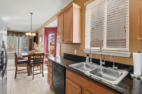 $449,900 | 28294 Cottage Lane, New Hudson, MI 48165