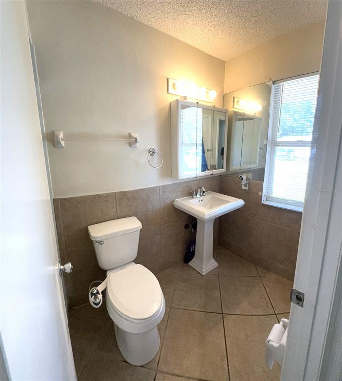 495 Burke Road Venice, FL 34293 - Photo 16 of 30