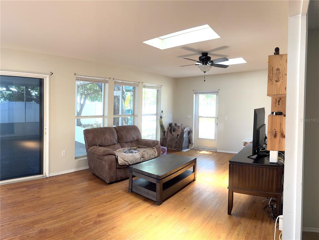 495 Burke Road Venice, FL 34293 - Photo 10 of 30